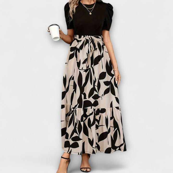 Luna   ｜ Letné šaty s kvetinovým vzorom a okrúhlym výstrihom