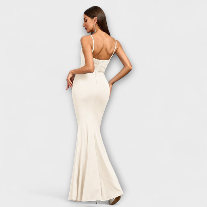 Callie   ｜Elegantné Rúškové Šaty